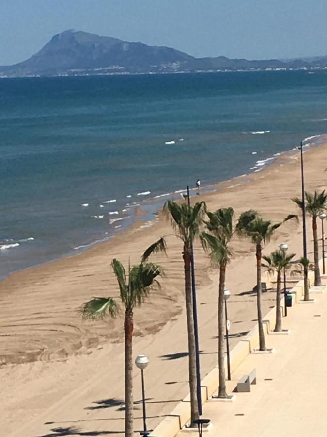Apartamento Primera Linea De Playa Bellreguard Bagian luar foto