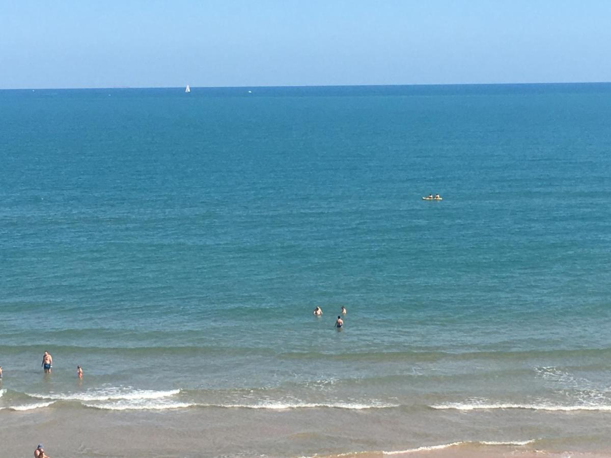 Apartamento Primera Linea De Playa Bellreguard Bagian luar foto